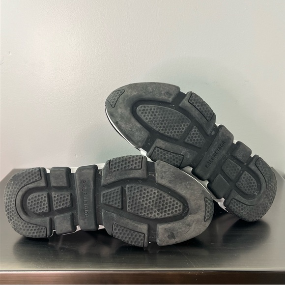 Authentic Balenciaga sock shoes - Picture 2 of 8